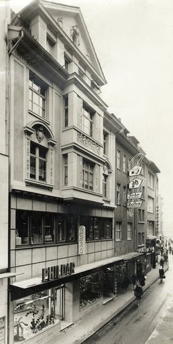 Elberfeld, Das Haus der Familie nach dem Wiederaufbau